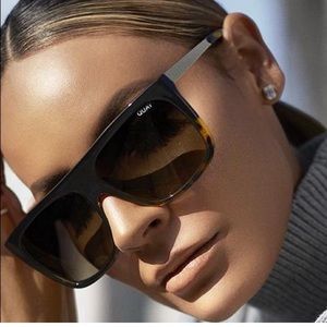 QUAY X DESI OTL II SUNGLASSES